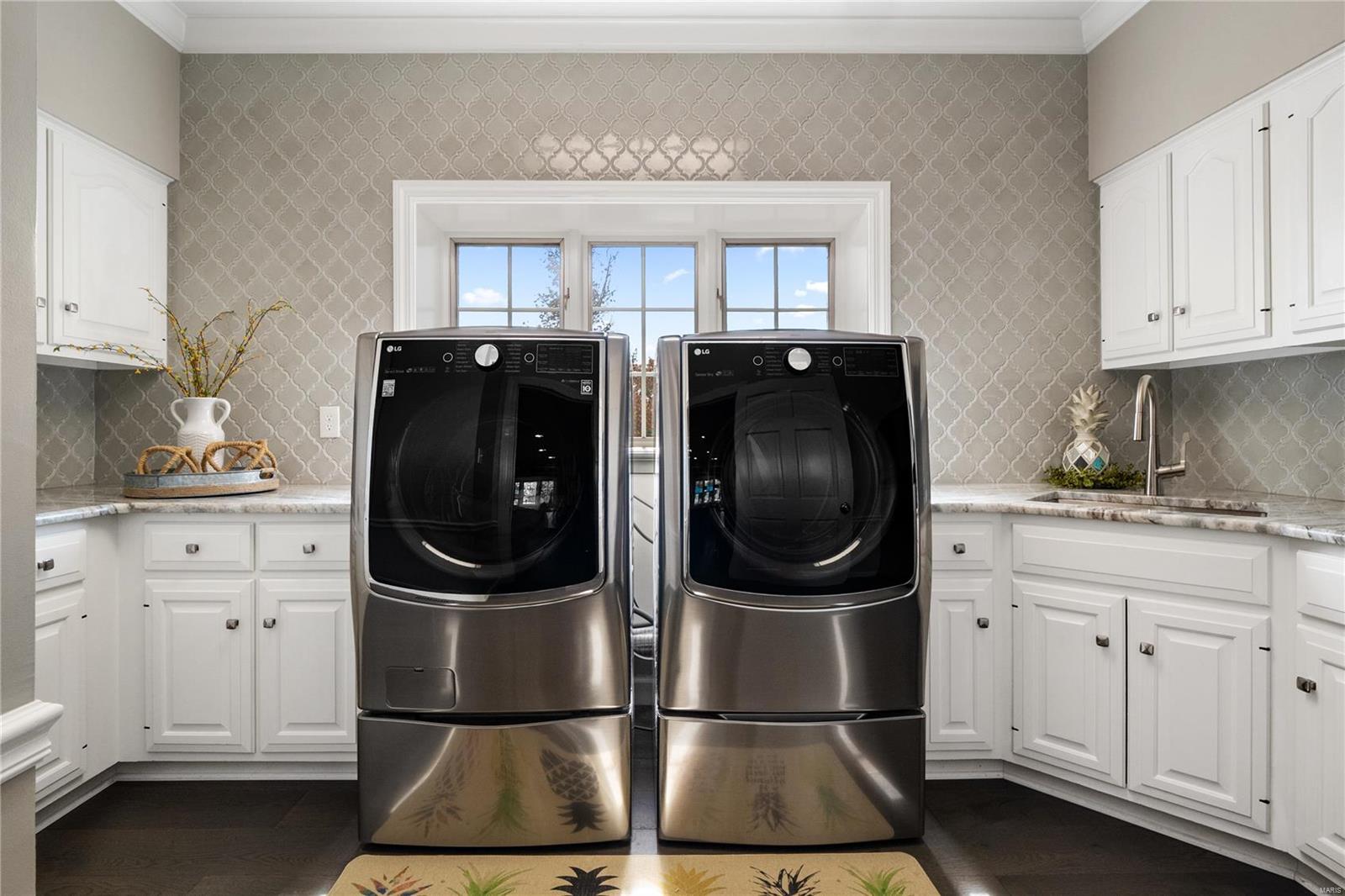 Pansch - Residential