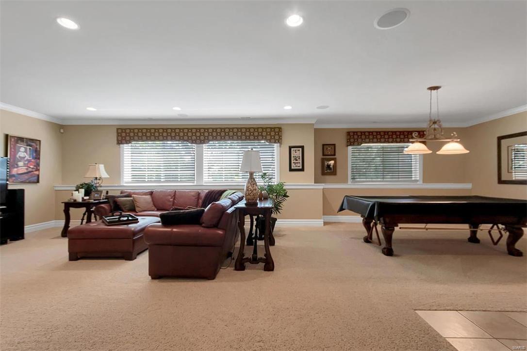 Villas At Meadowbrook - Residential