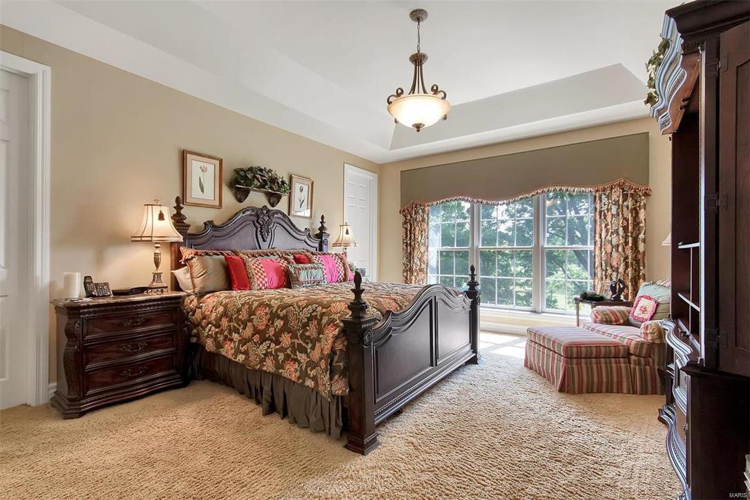 Villas At Meadowbrook - Residential