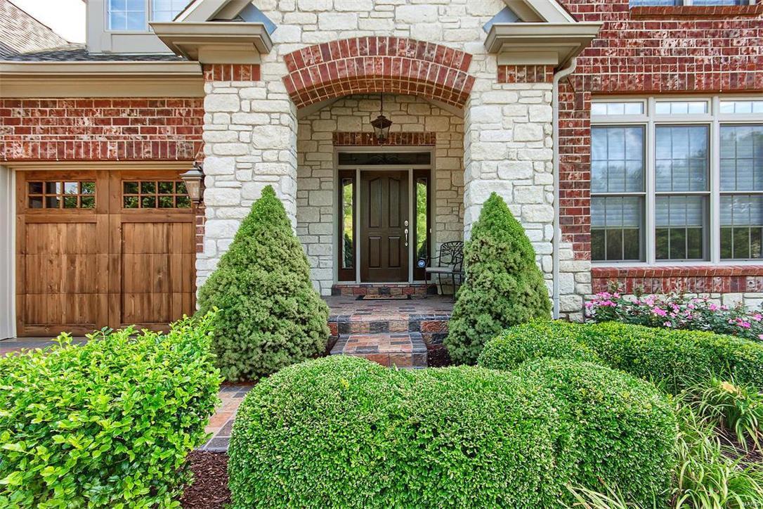 Villas At Meadowbrook - Residential