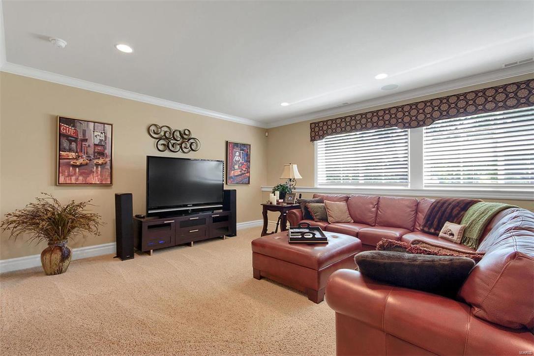 Villas At Meadowbrook - Residential