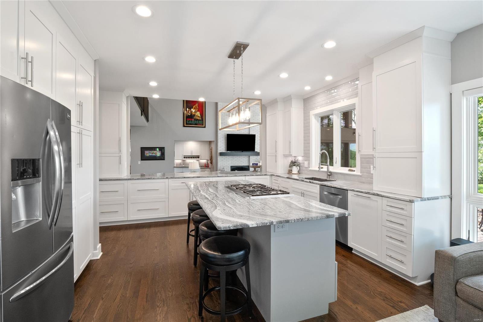 Meadowbrook Country Club Estates 3 - Residential