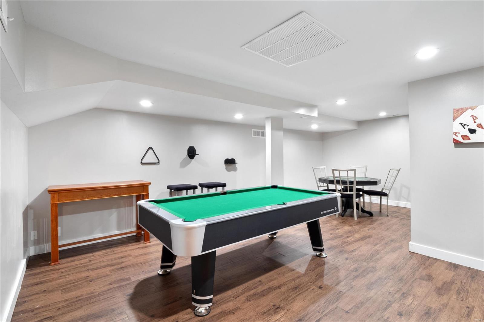 Meadowbrook Country Club Estates 3 - Residential