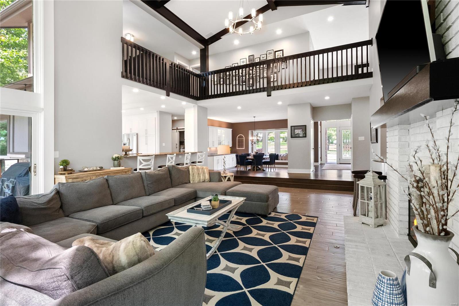 Meadowbrook Country Club Estates 3 - Residential