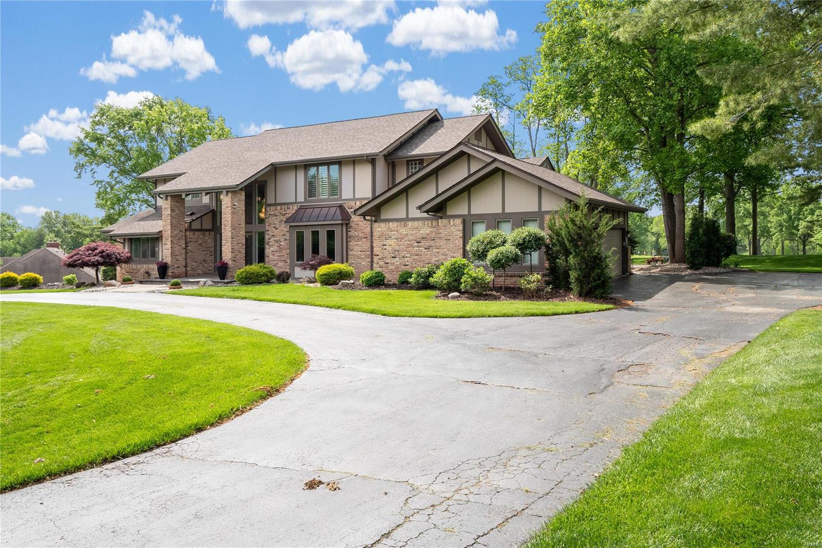 Meadowbrook Country Club Estates 3 - Residential