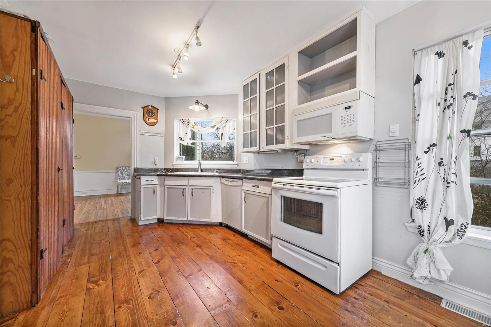 Larkin Place - Residential
