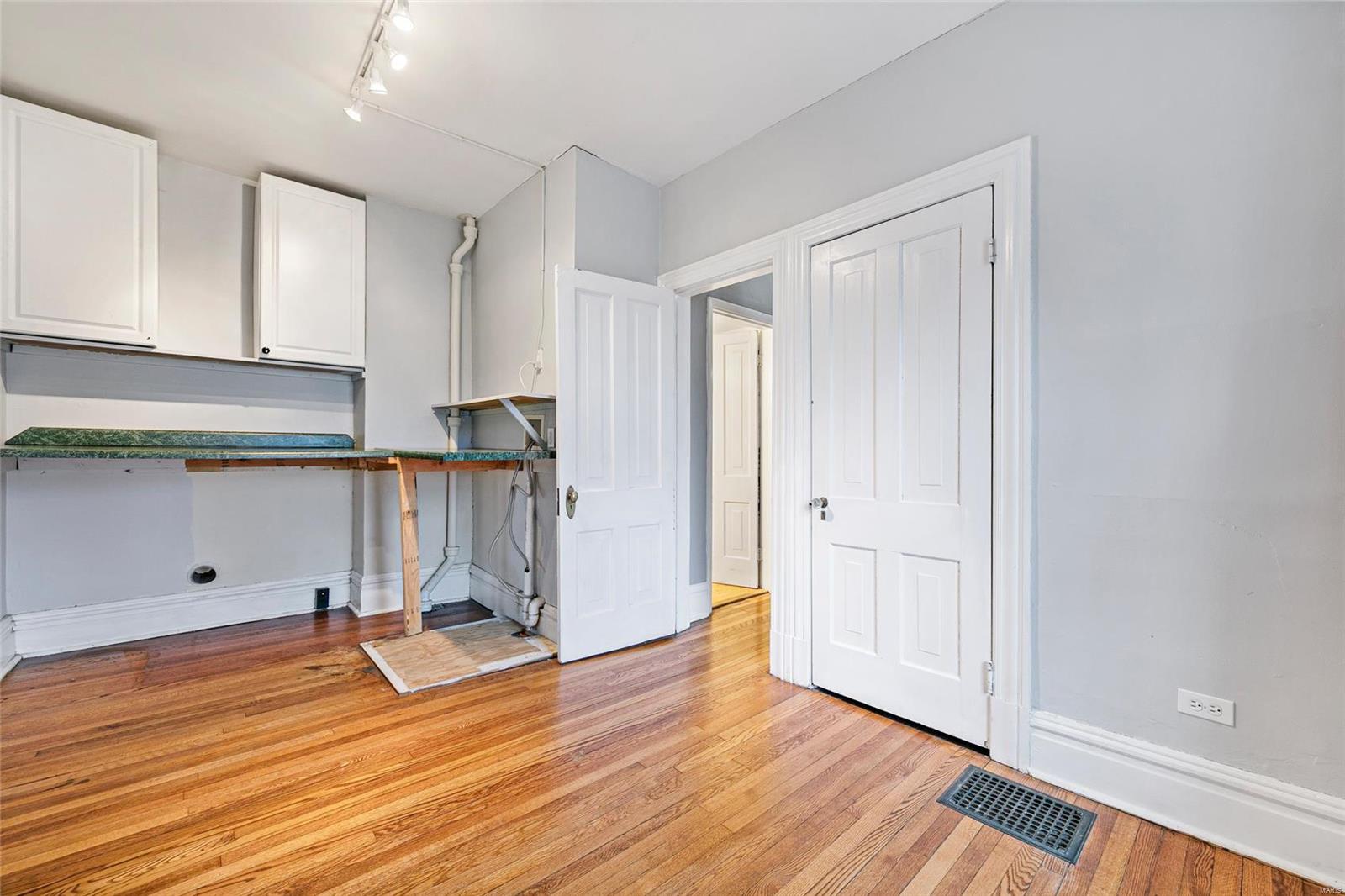 Larkin Place - Residential