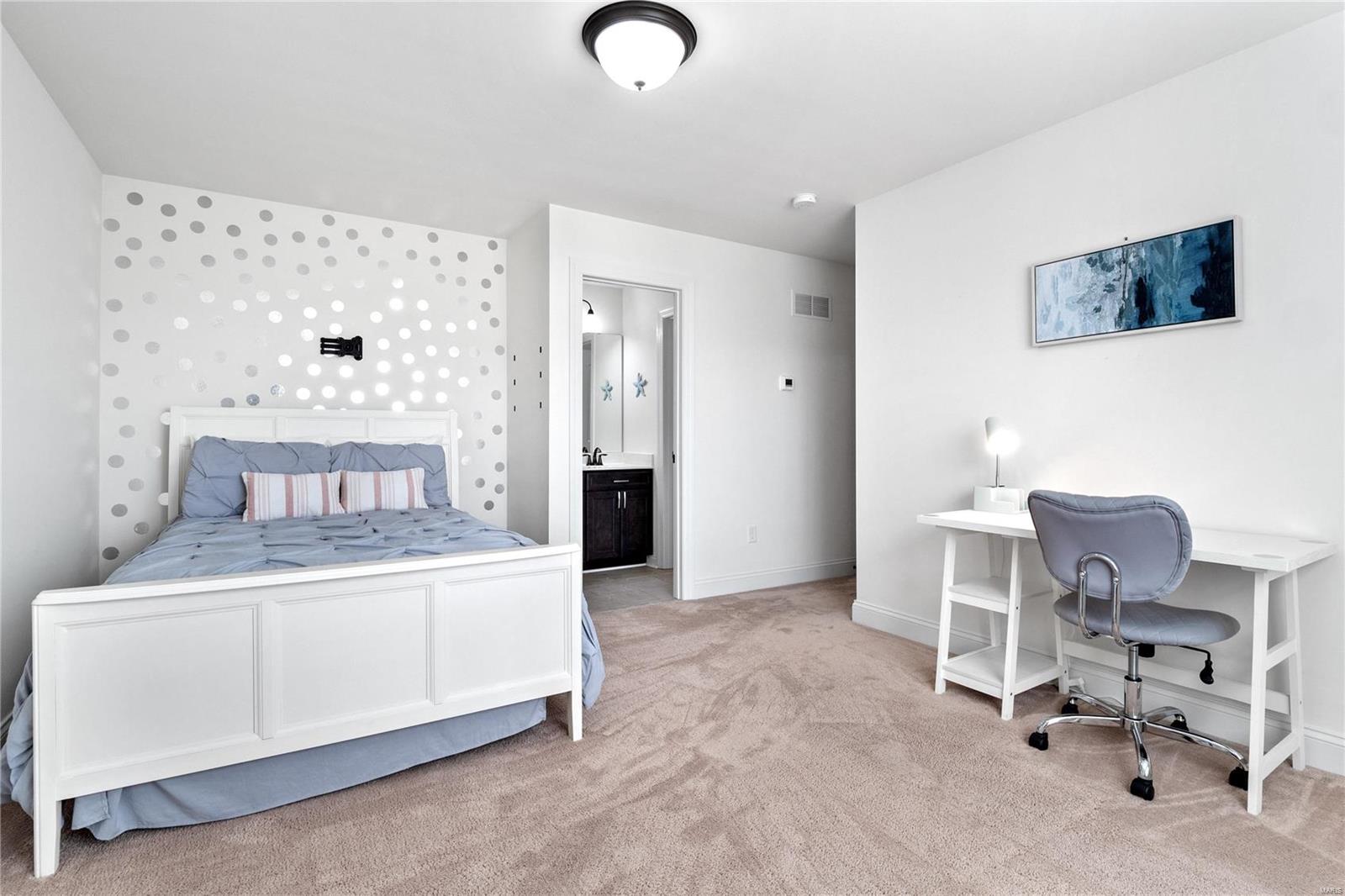 Arbors At Kehrs Mill - 2 - Residential