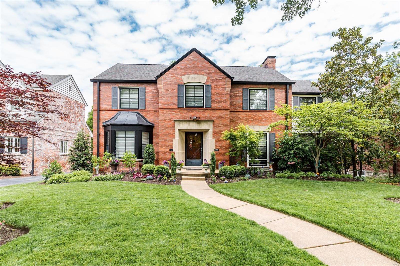 Davis Place - Residential