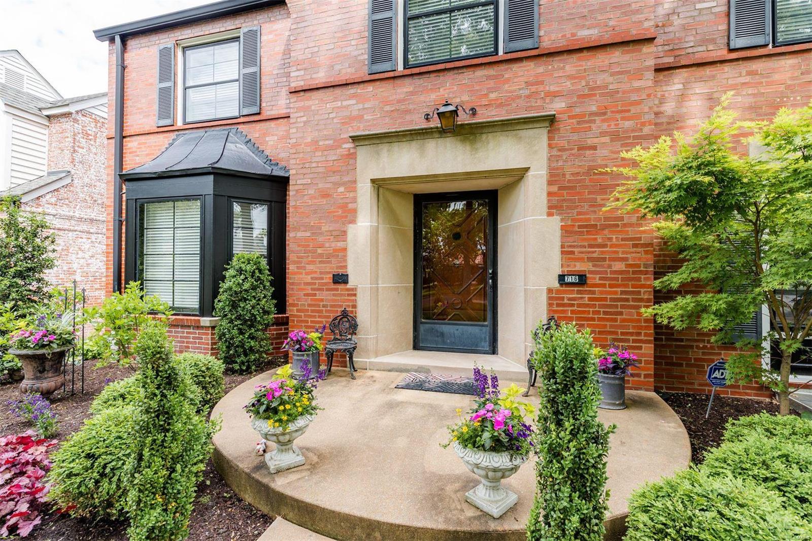 Davis Place - Residential