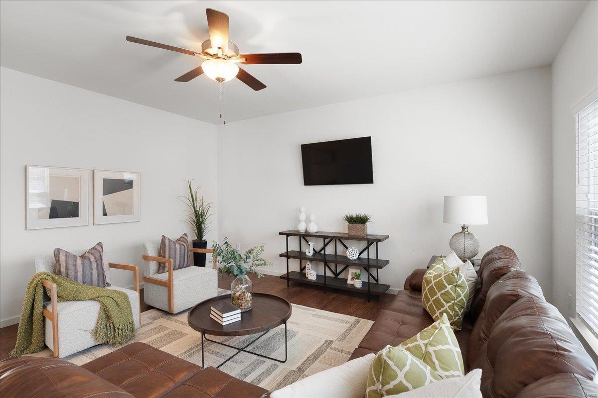 O'Fallon, Missouri 63366, United States, 4 Bedrooms Bedrooms, ,3 BathroomsBathrooms,Residential,Pending,86245