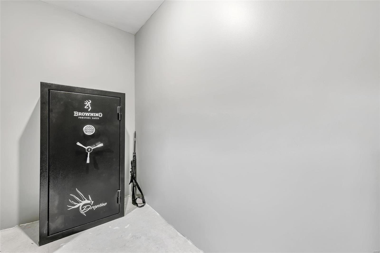 Crown Pointe Farms - Residential