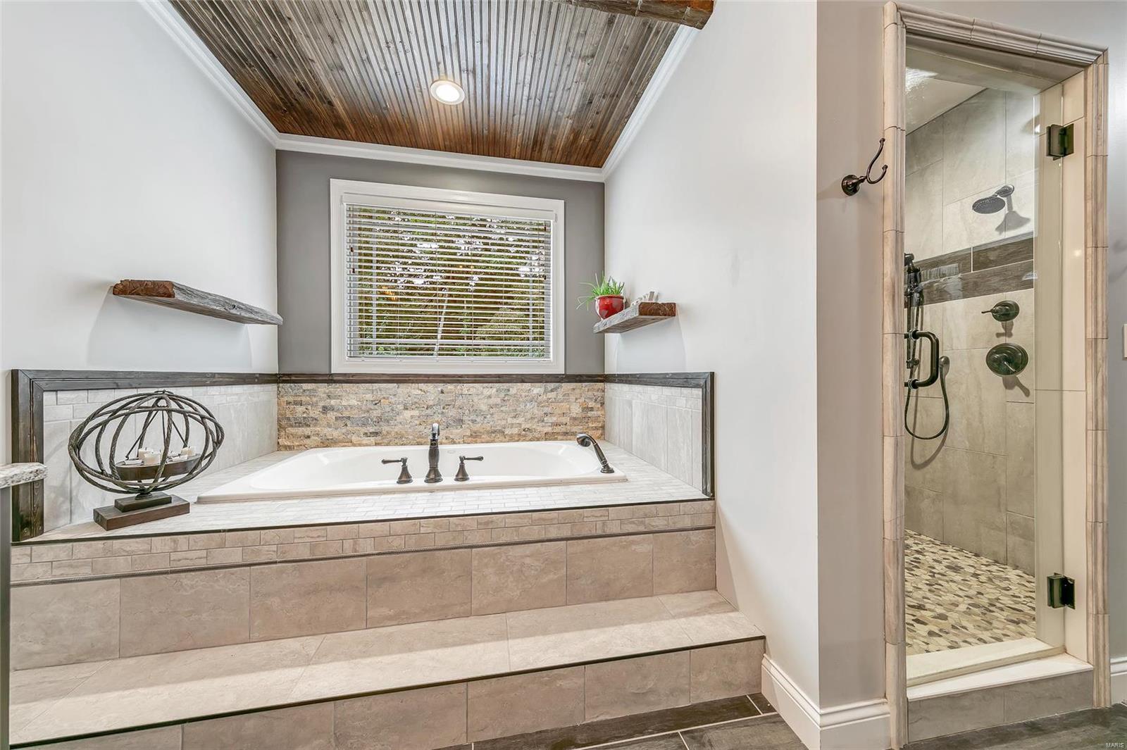 Crown Pointe Farms - Residential