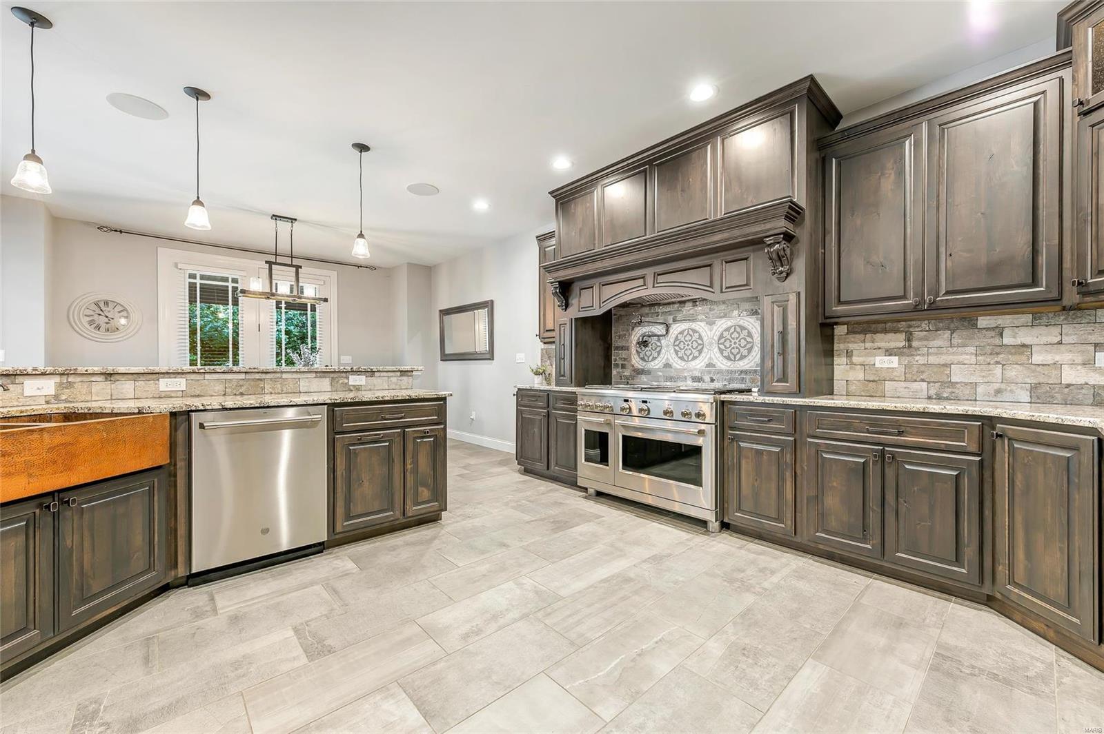 Crown Pointe Farms - Residential