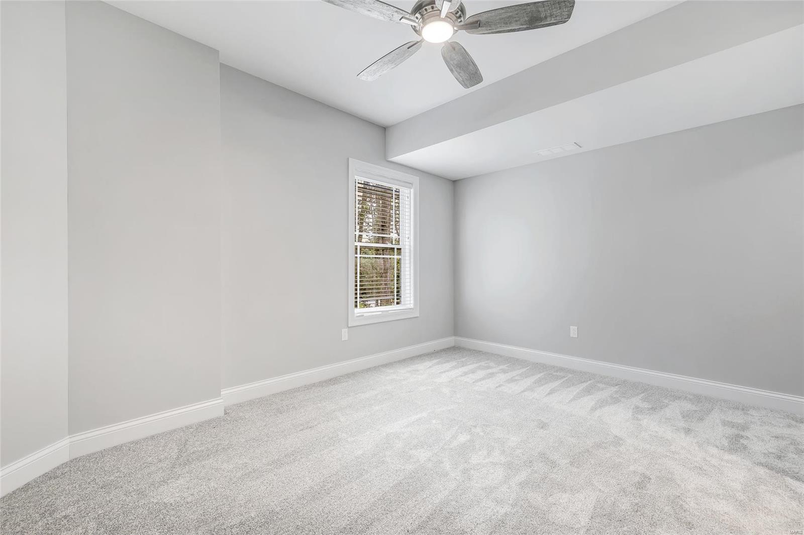 Crown Pointe Farms - Residential