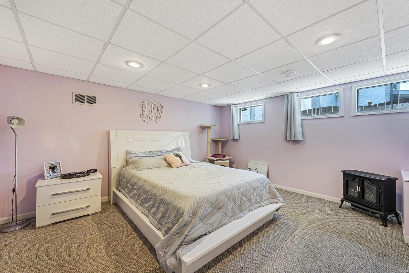 Country Crossing Manor - Residential
