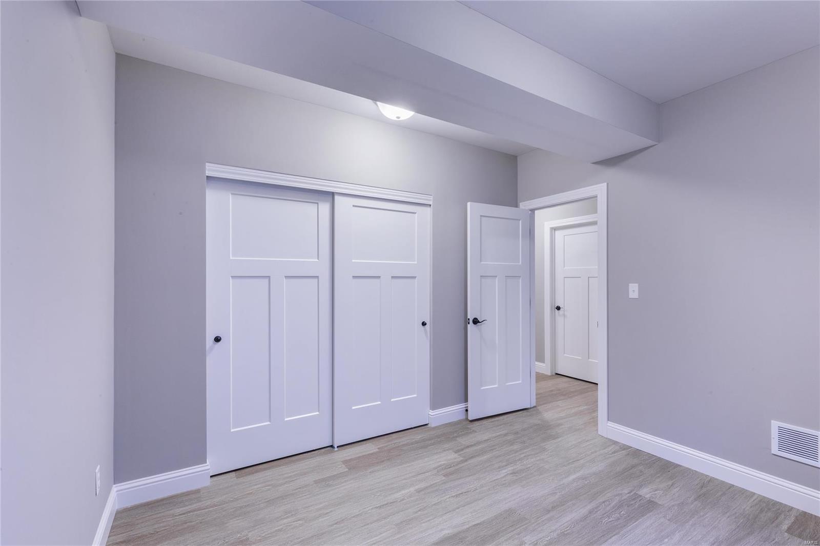 Des Peres Meadows - Residential