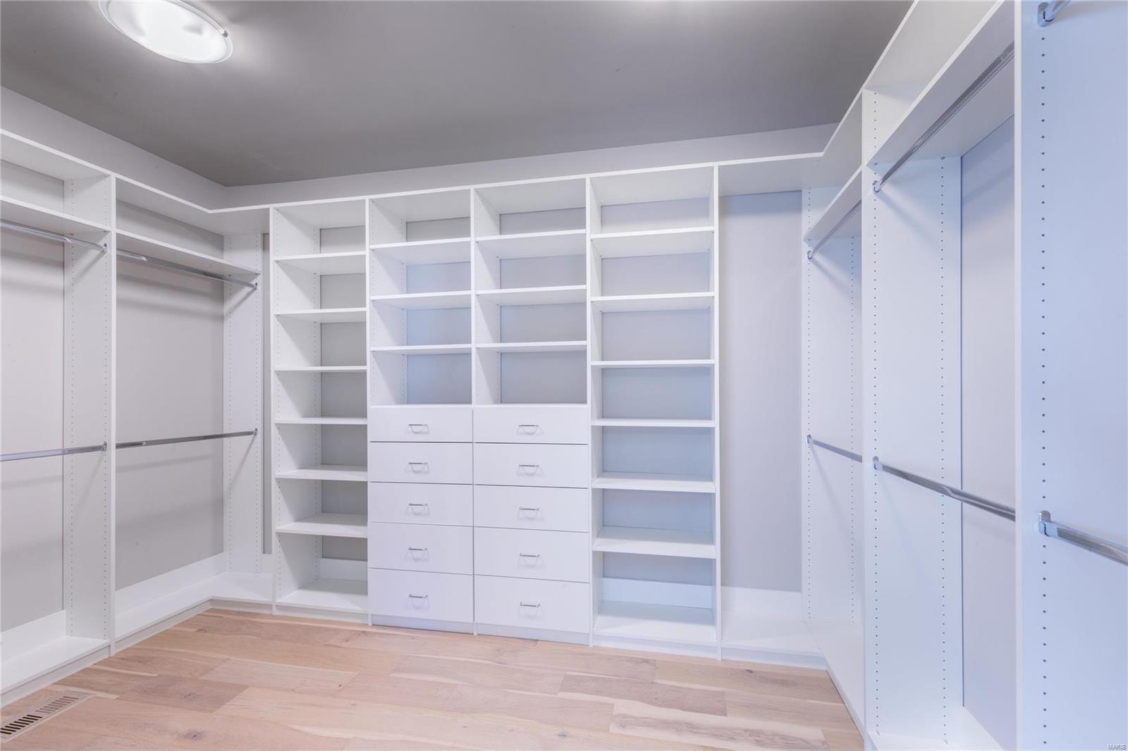 Des Peres Meadows - Residential