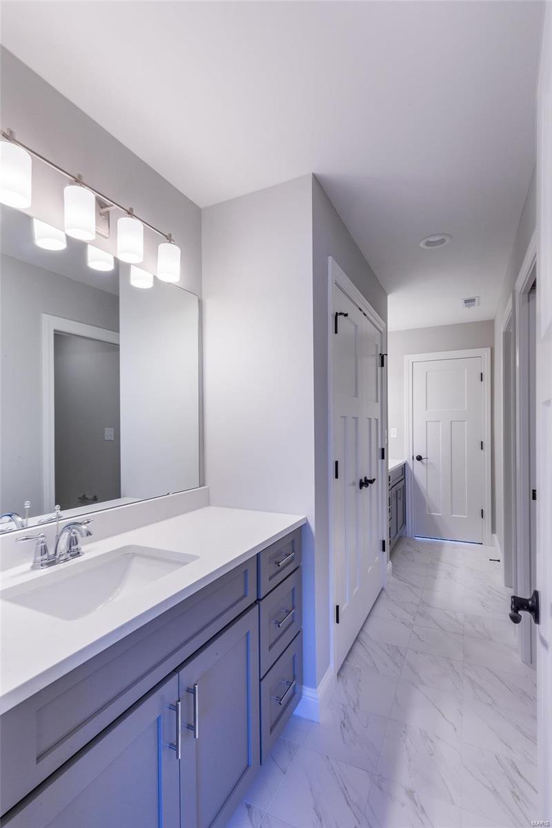 Des Peres Meadows - Residential