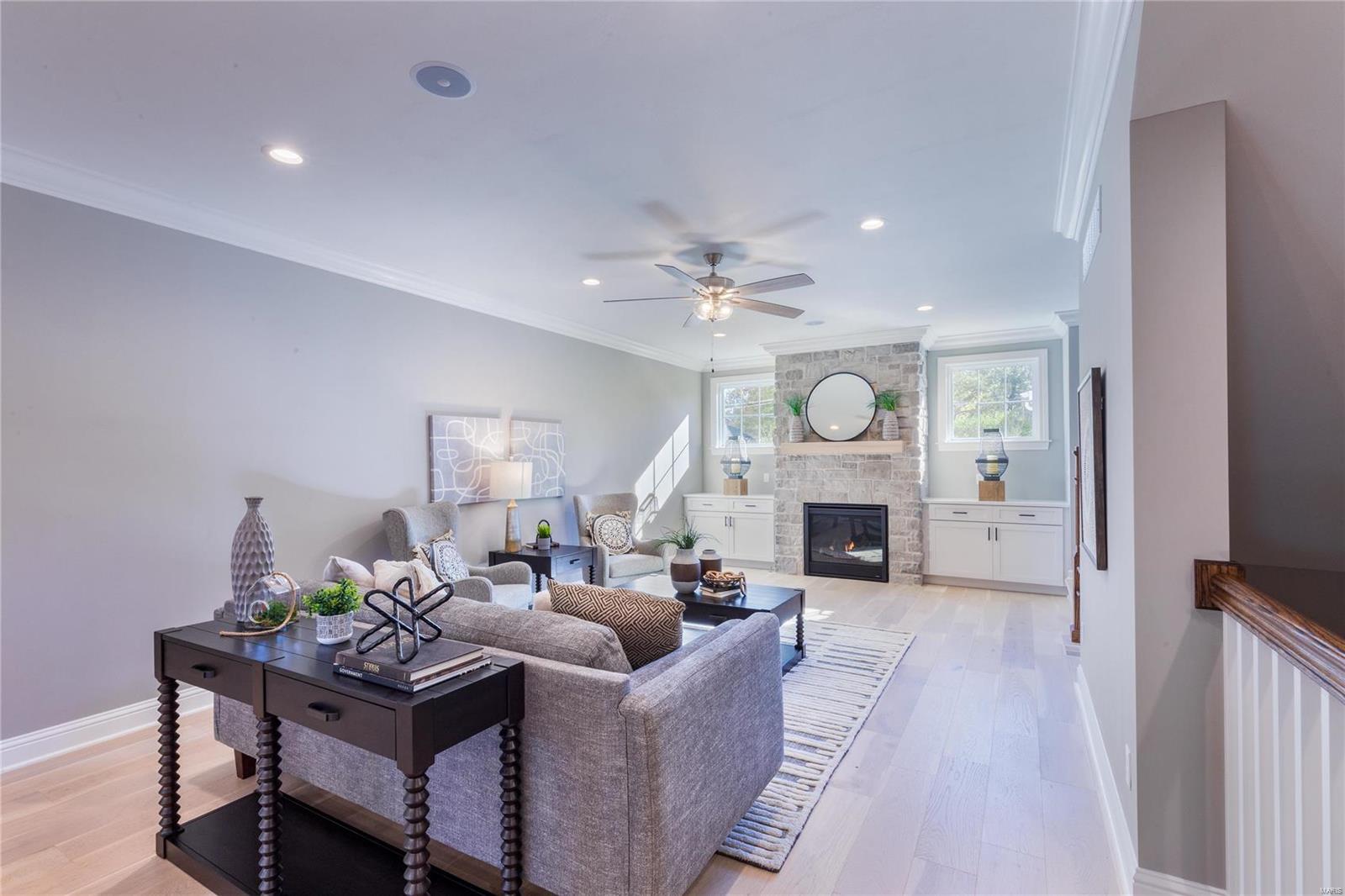 Des Peres Meadows - Residential