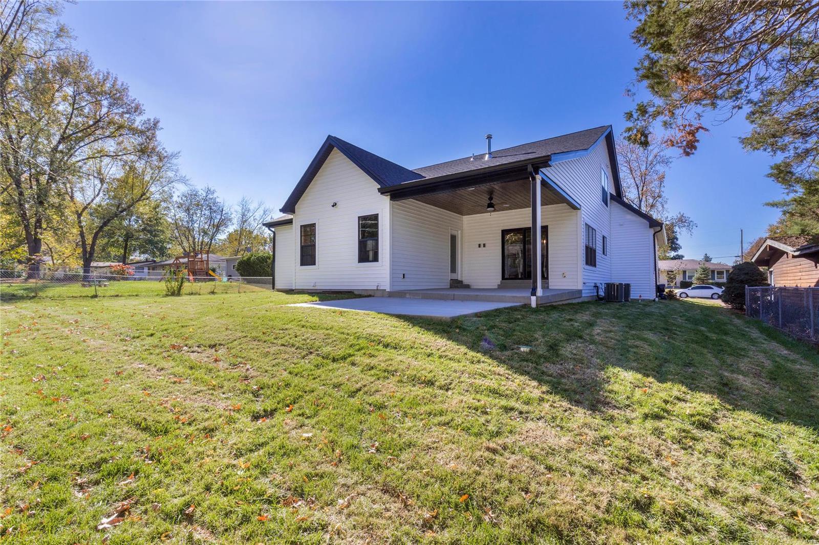 Des Peres Meadows - Residential