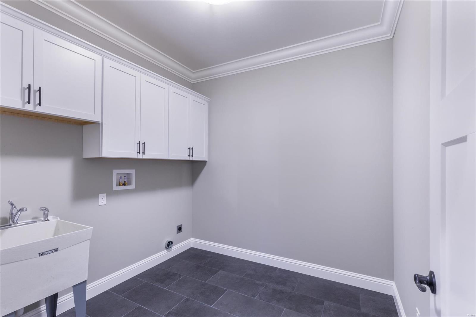 Des Peres Meadows - Residential