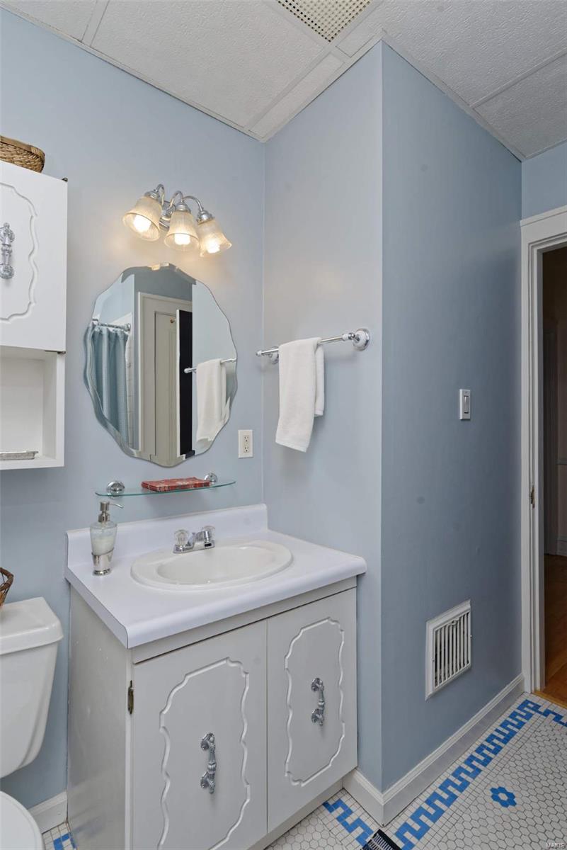 Carondelet Fields Add - Residential Income