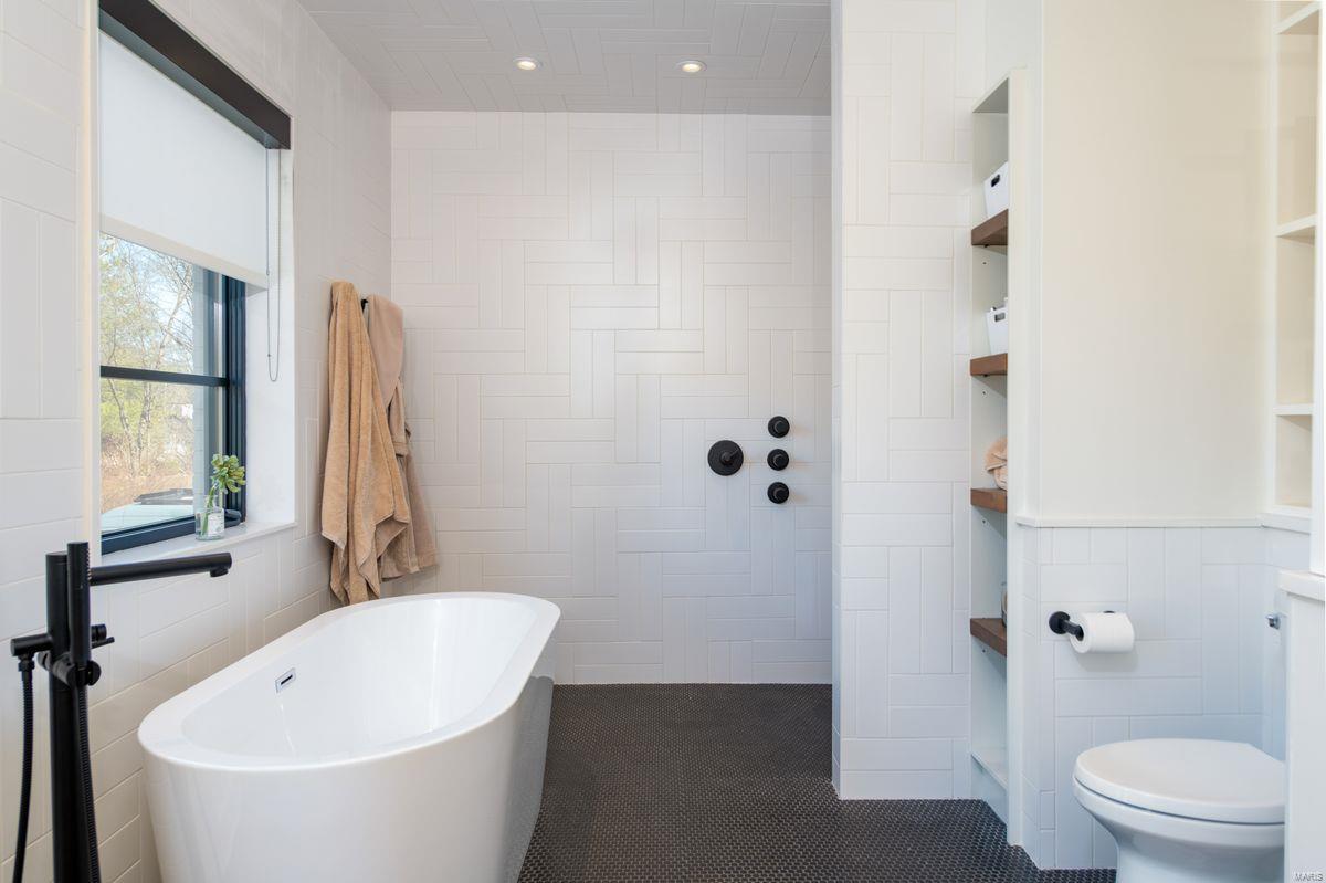 La Hacienda - Residential