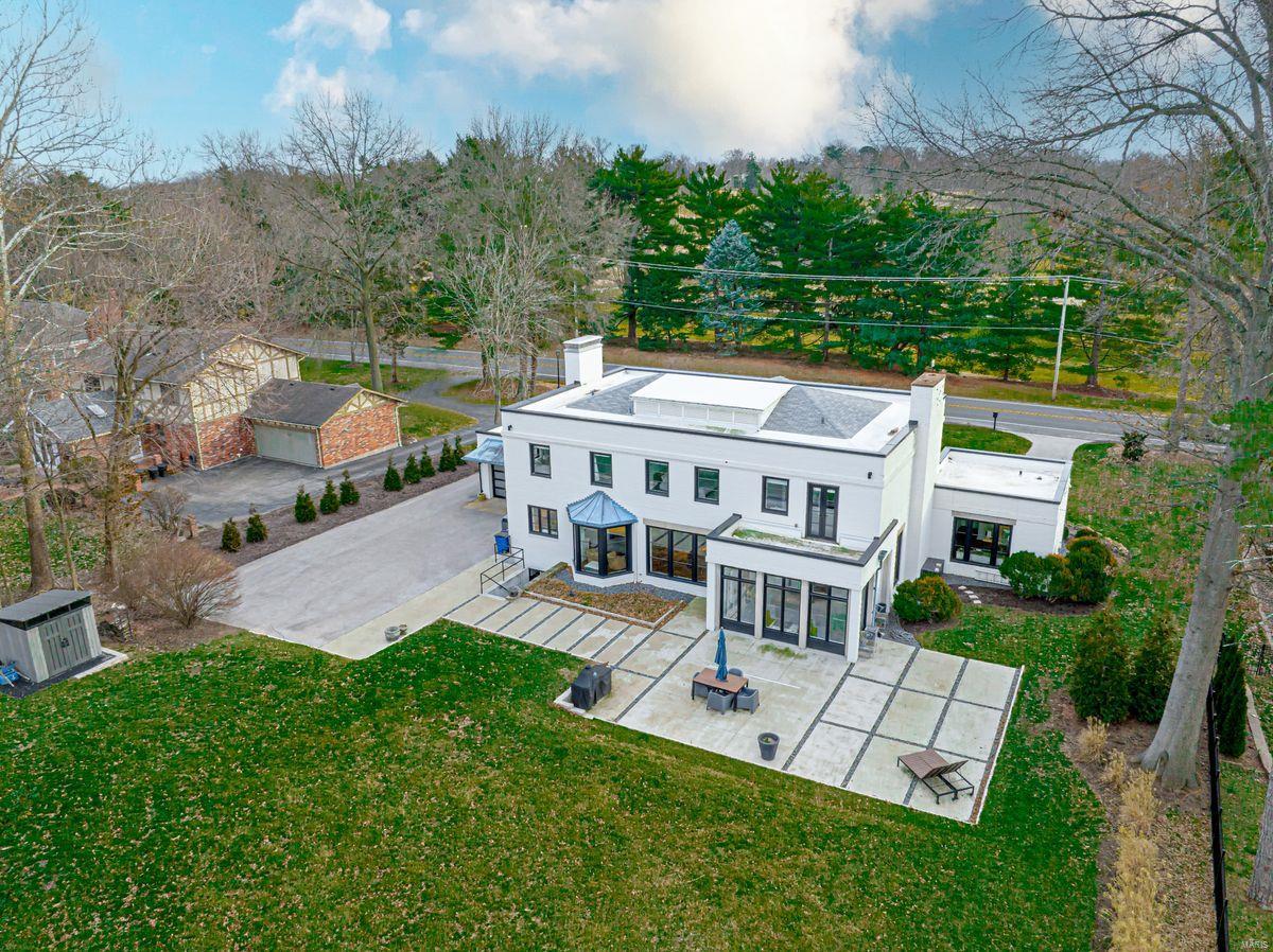 La Hacienda - Residential