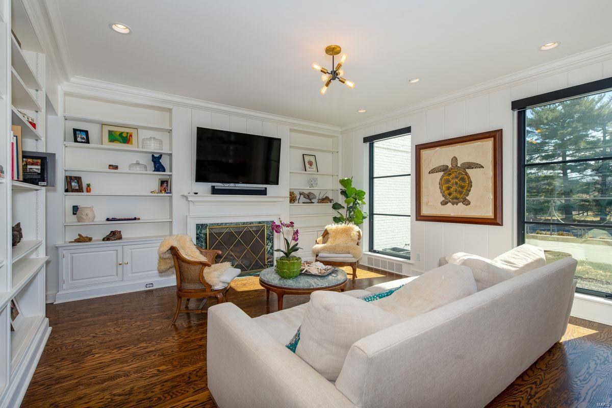 La Hacienda - Residential