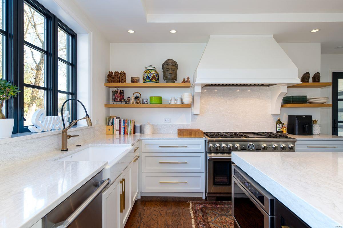 La Hacienda - Residential