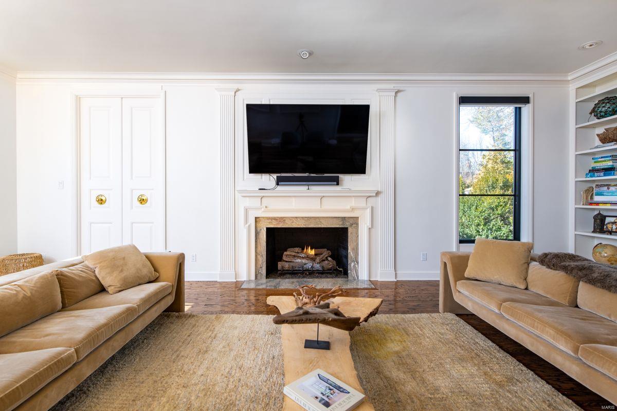 La Hacienda - Residential