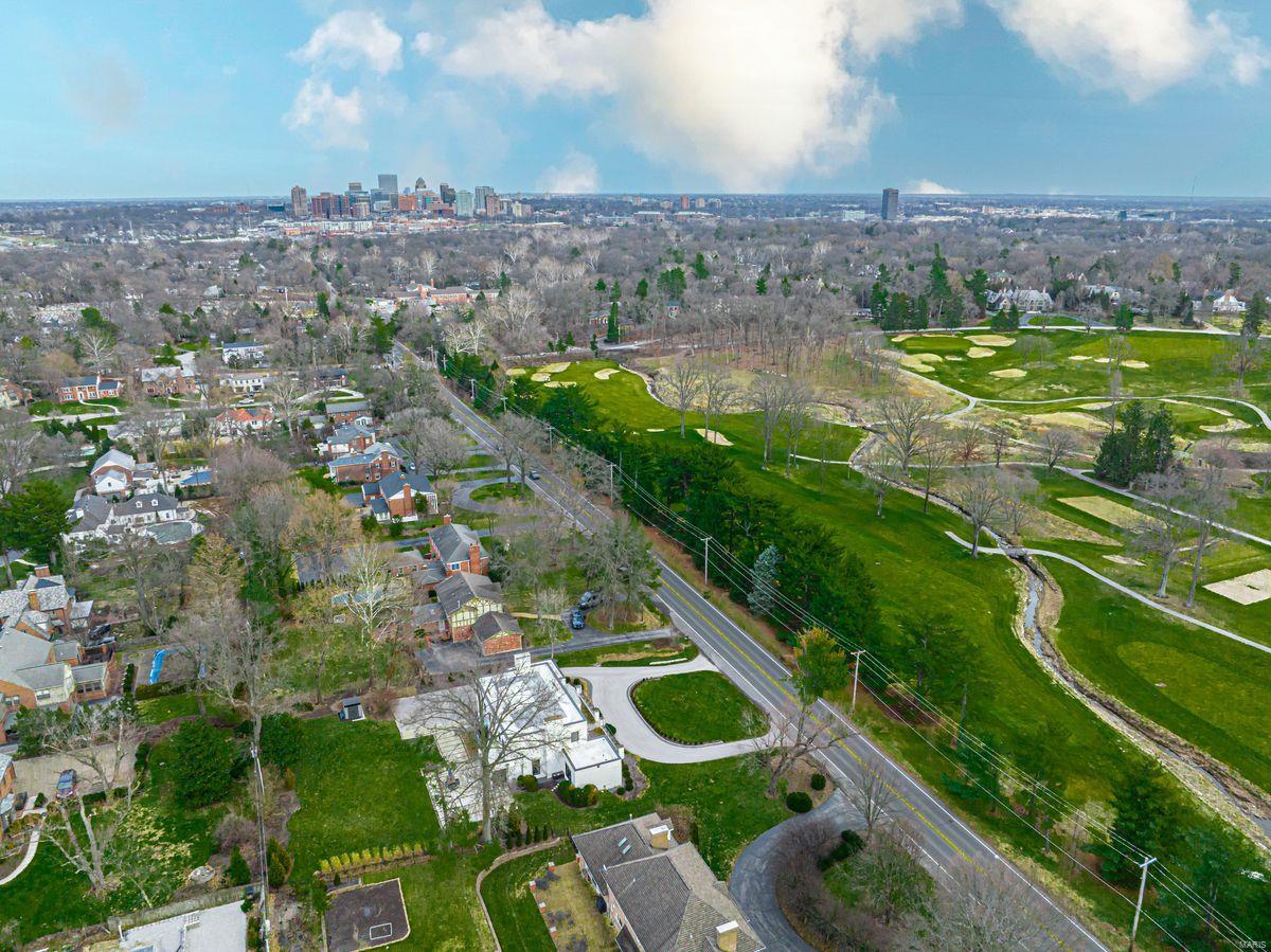 La Hacienda - Residential