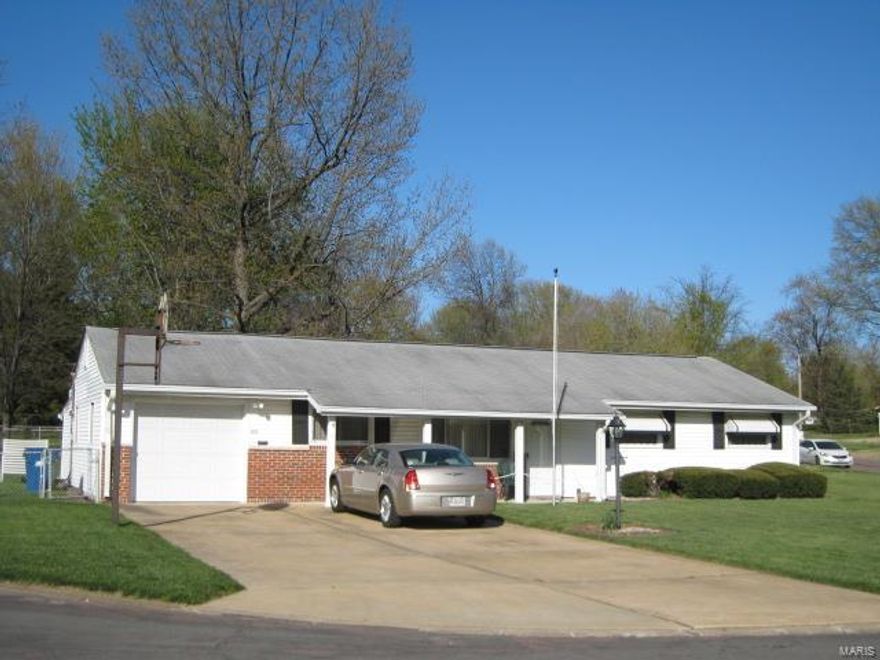 A lucky buyer is going to enjoy this updated and spacious 3 bdr 2 full bath ranch with 1 car garage; On large cul-de-sac with xtra space in the center perfect for parking or extra space for kids to play; Large covered porch in front & back: Over-sized level fenced yard; Sunlit living rm w/large windows opening into the family rm; Spacious eat-in kitchen features newer appliances, cherry cabinets & lot of counter space; Next to the kitchen is the laundry/utility rm w/ HVAC (2010), water heater (2015) & humidifier (2012); 2 full baths have been updated over the years; Beige carpet except for 2bdr (2015); gutter guards (2015); Thermal windows; Newer front & back doors. AHS Home Warranty. Motivated.