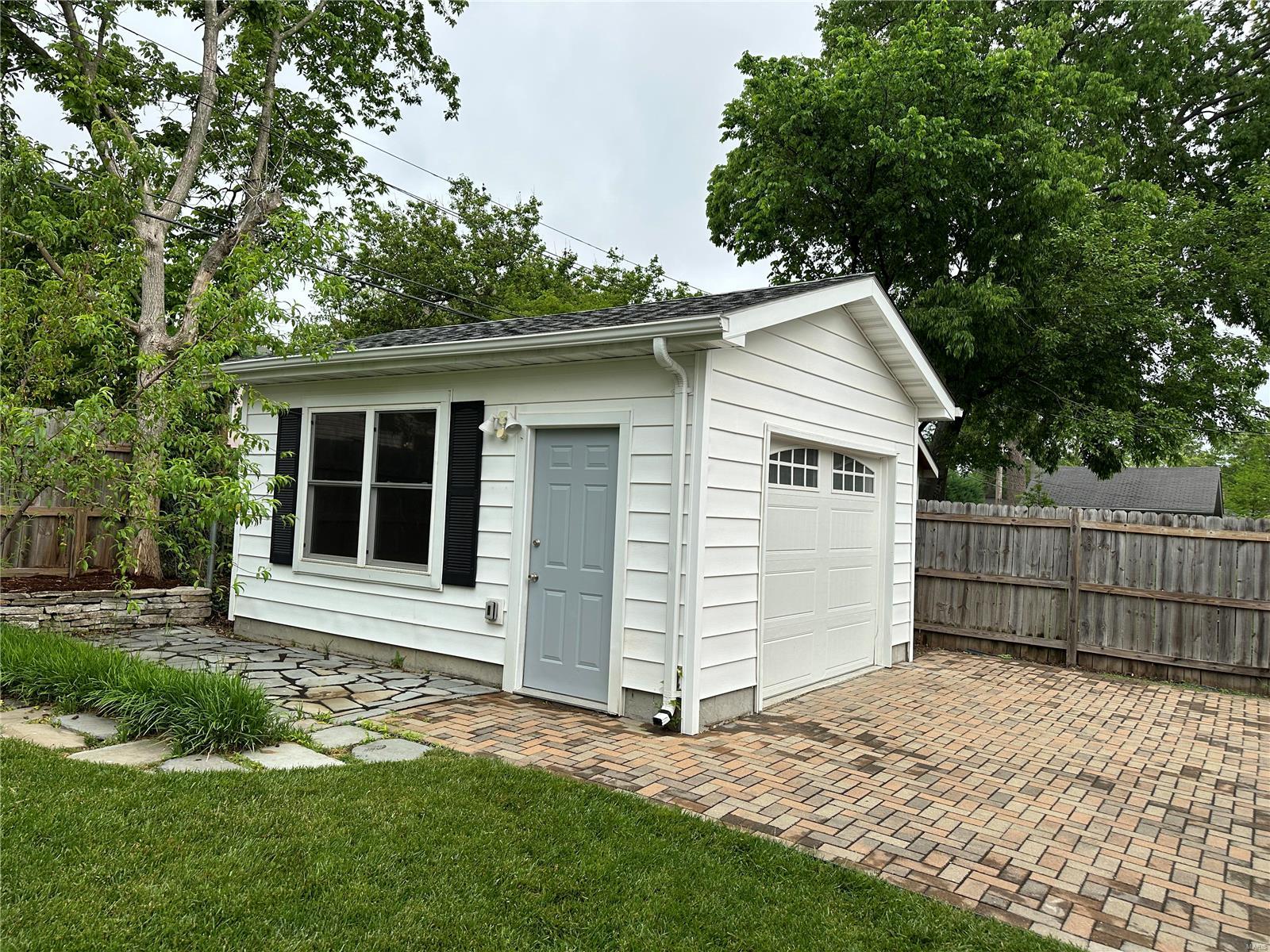 Adele Place - Residential Lease