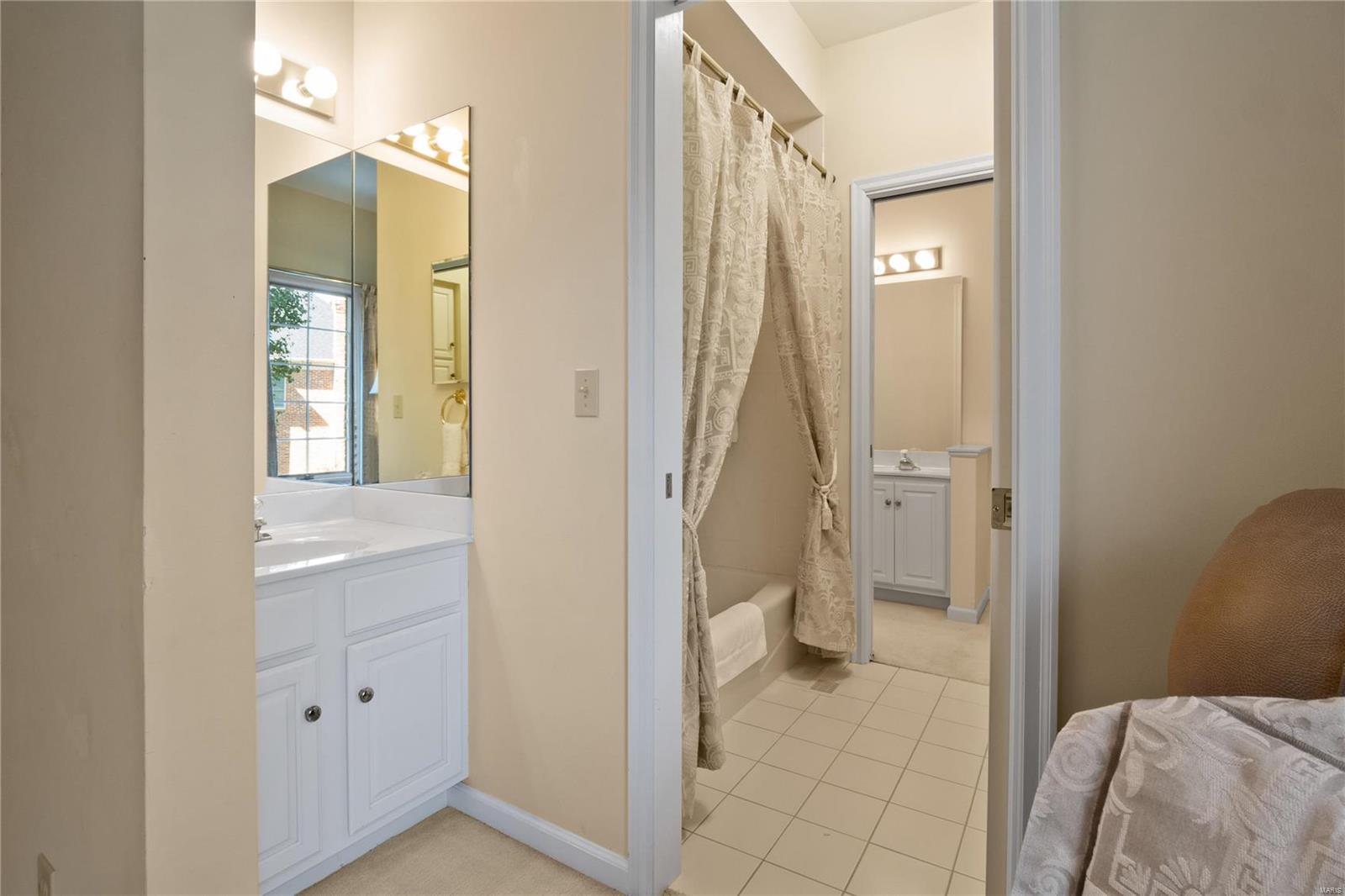 Kingspointe 2b - Residential