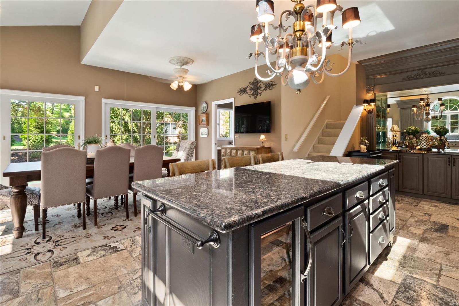 Kingspointe 2b - Residential