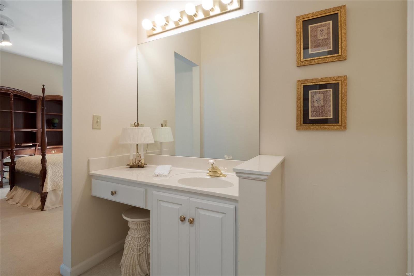 Kingspointe 2b - Residential