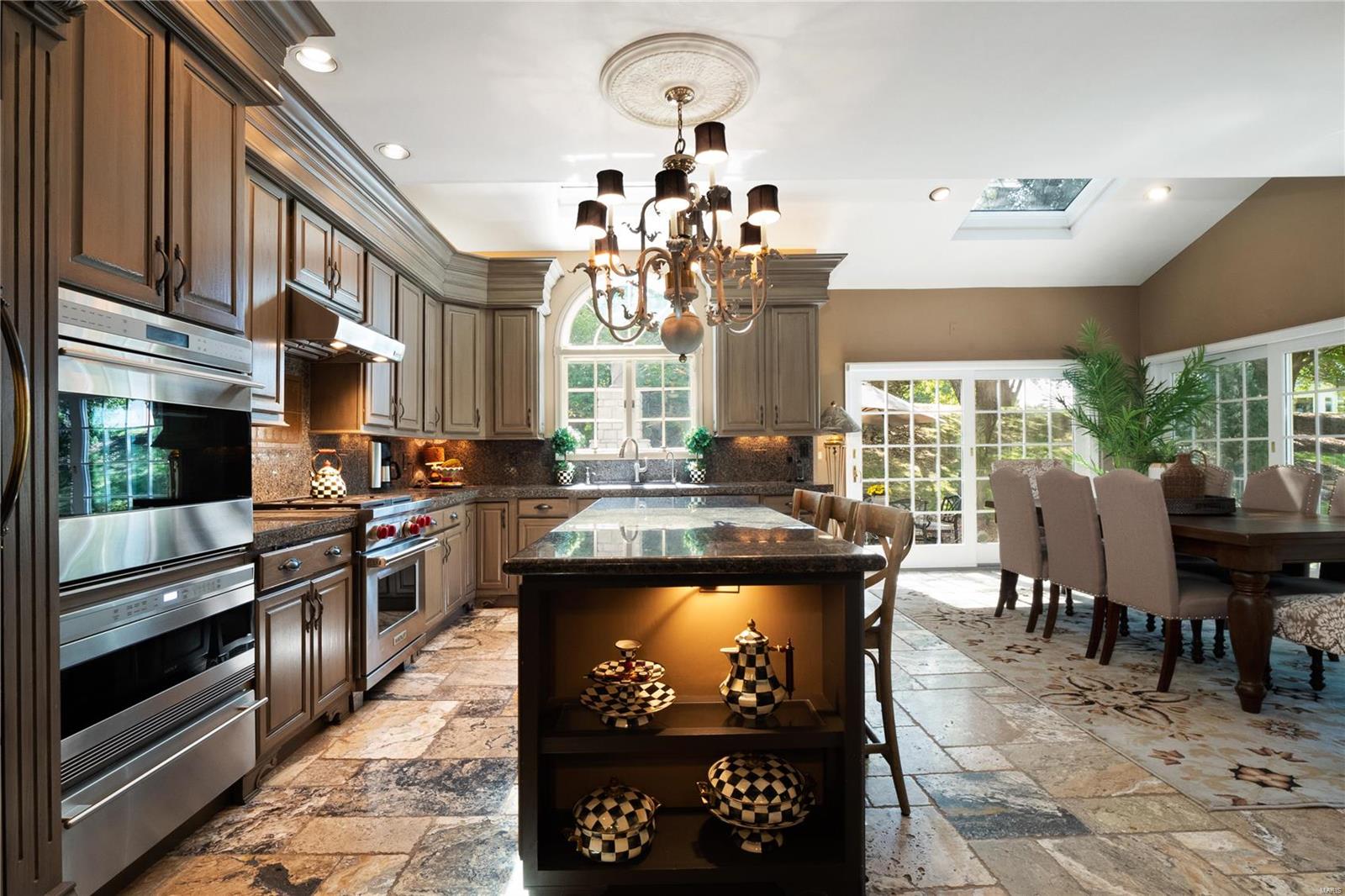 Kingspointe 2b - Residential