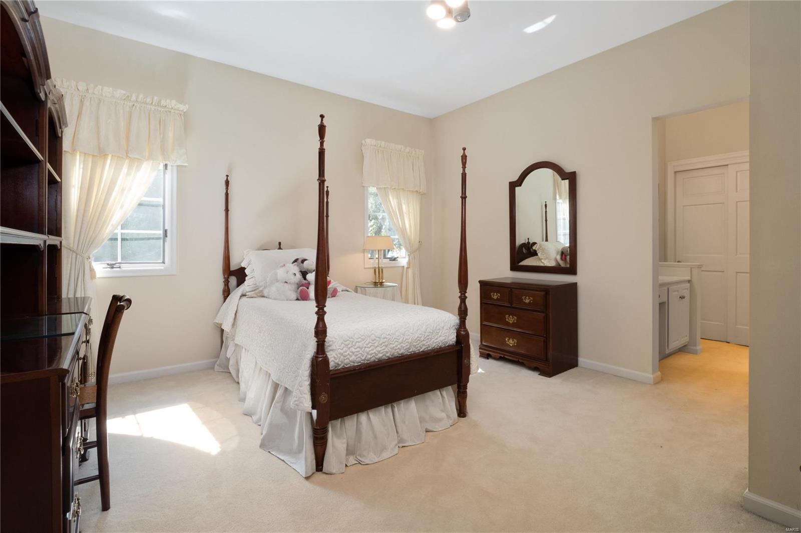 Kingspointe 2b - Residential