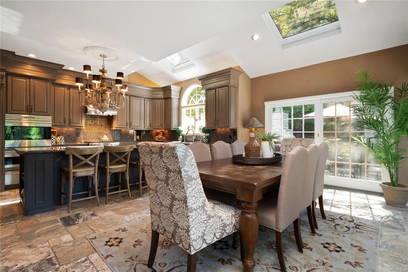 Kingspointe 2b - Residential