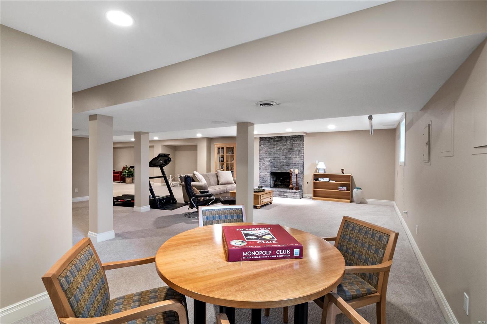 Bellerive Country Club Grounds - Residential