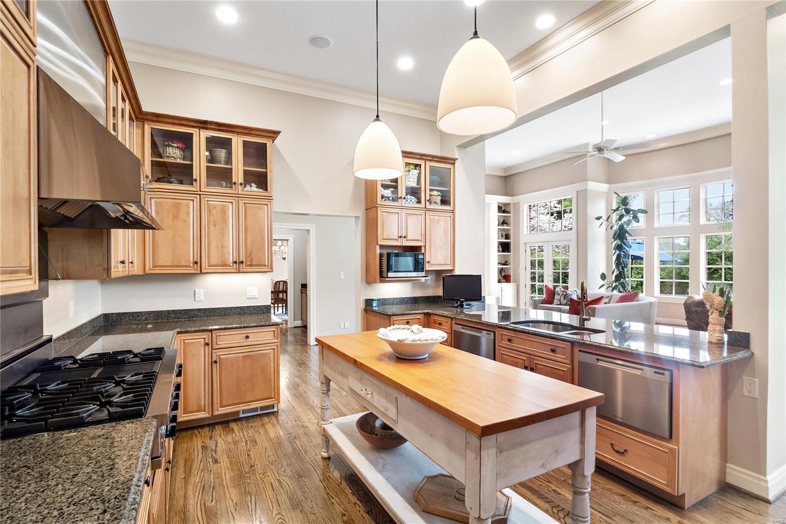 Bellerive Country Club Grounds - Residential