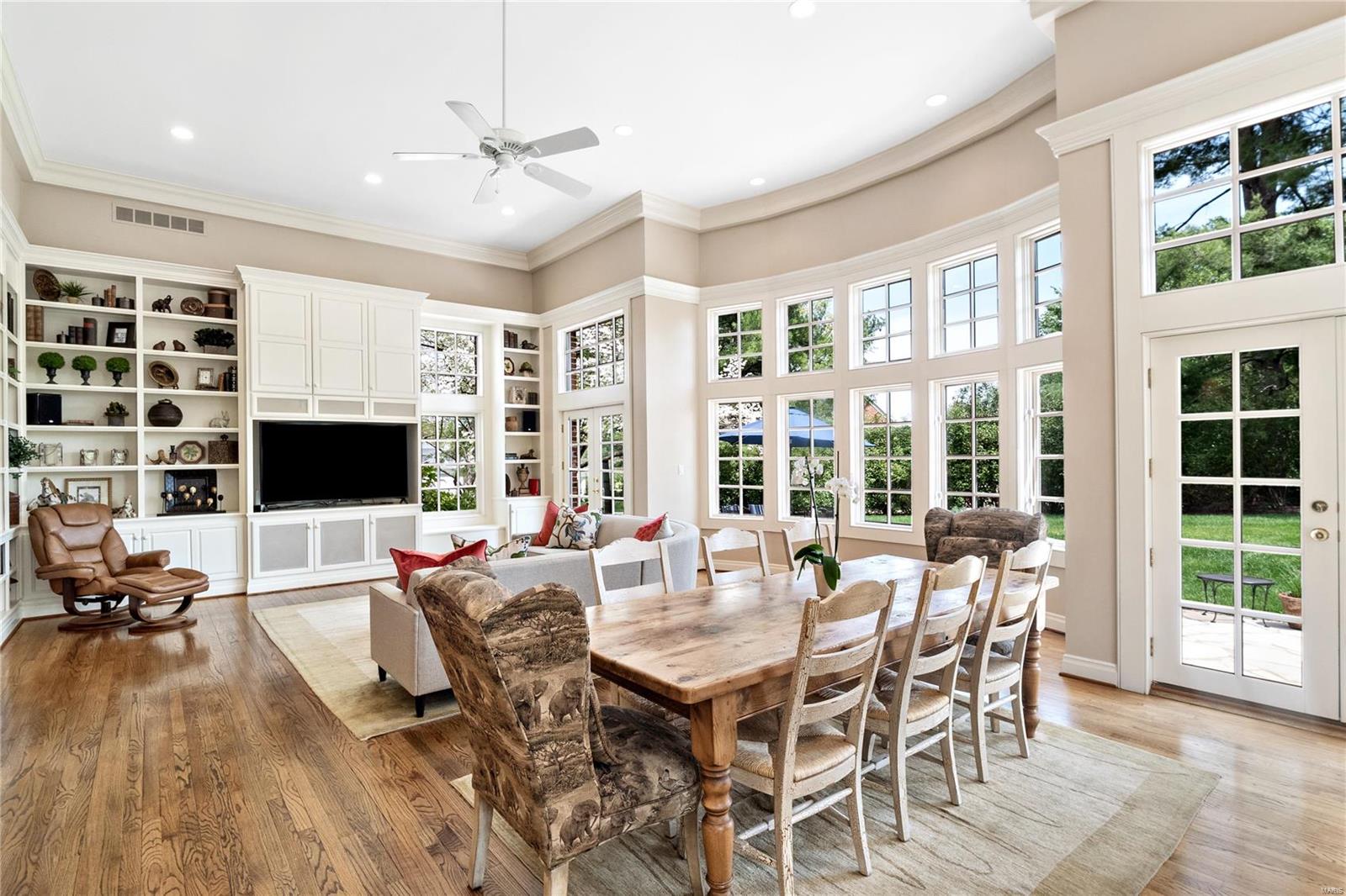 Bellerive Country Club Grounds - Residential