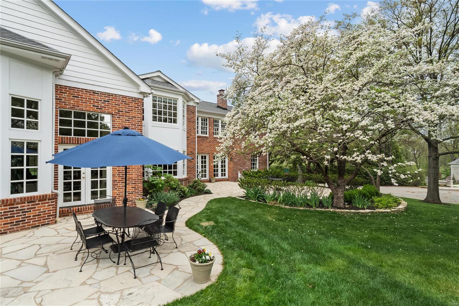 Bellerive Country Club Grounds - Residential