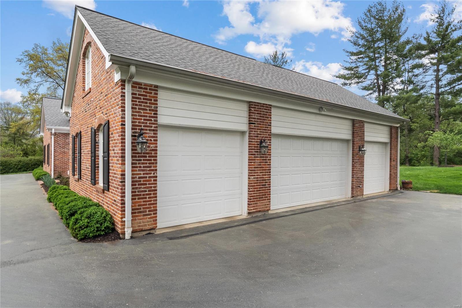 Bellerive Country Club Grounds - Residential