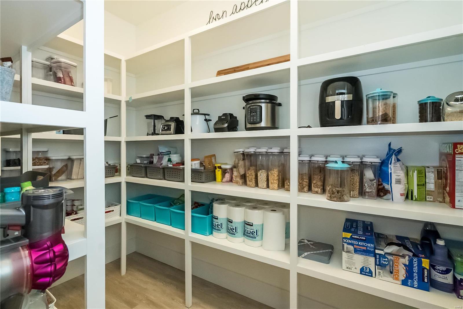 Thornhill Estates - Residential