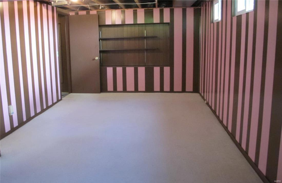 Four Seasons Sec #1 - Residential Lease