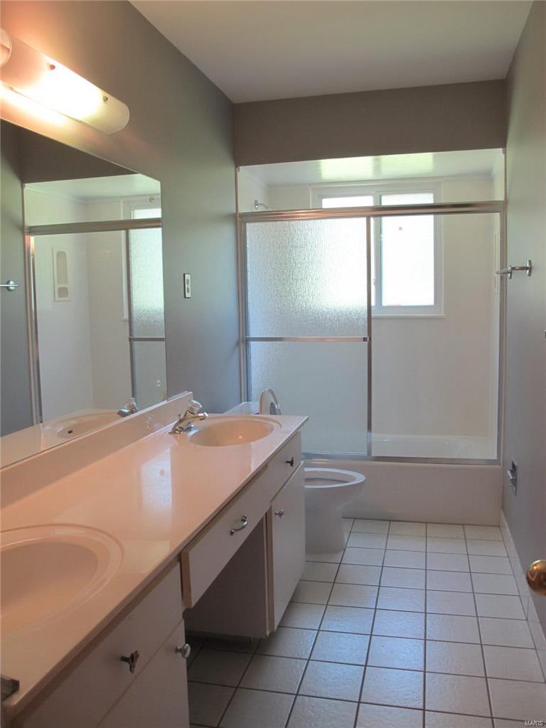 Four Seasons Sec #1 - Residential Lease
