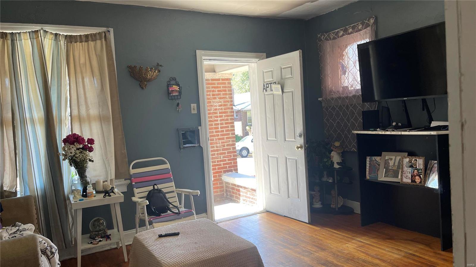 Crenshaws Add - Residential Income